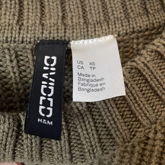 Divided H&M Cable Knit Sweater XS - Picture 2 of 5